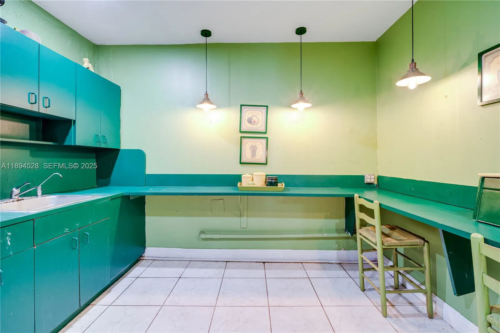 Niche Clothing and Fabric Manufacturer with Relocatable Operations