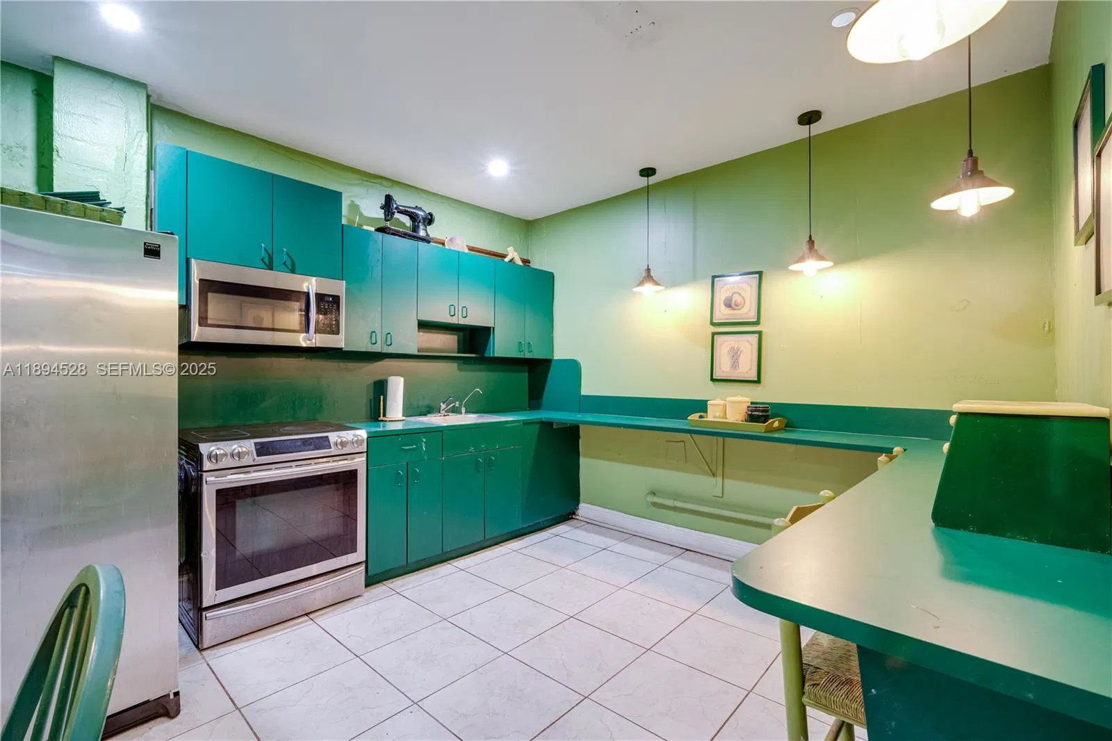 Niche Clothing and Fabric Manufacturer with Relocatable Operations