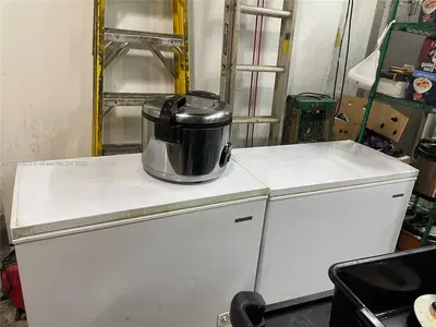 Established Doral Restaurant with Loyal Customer Base