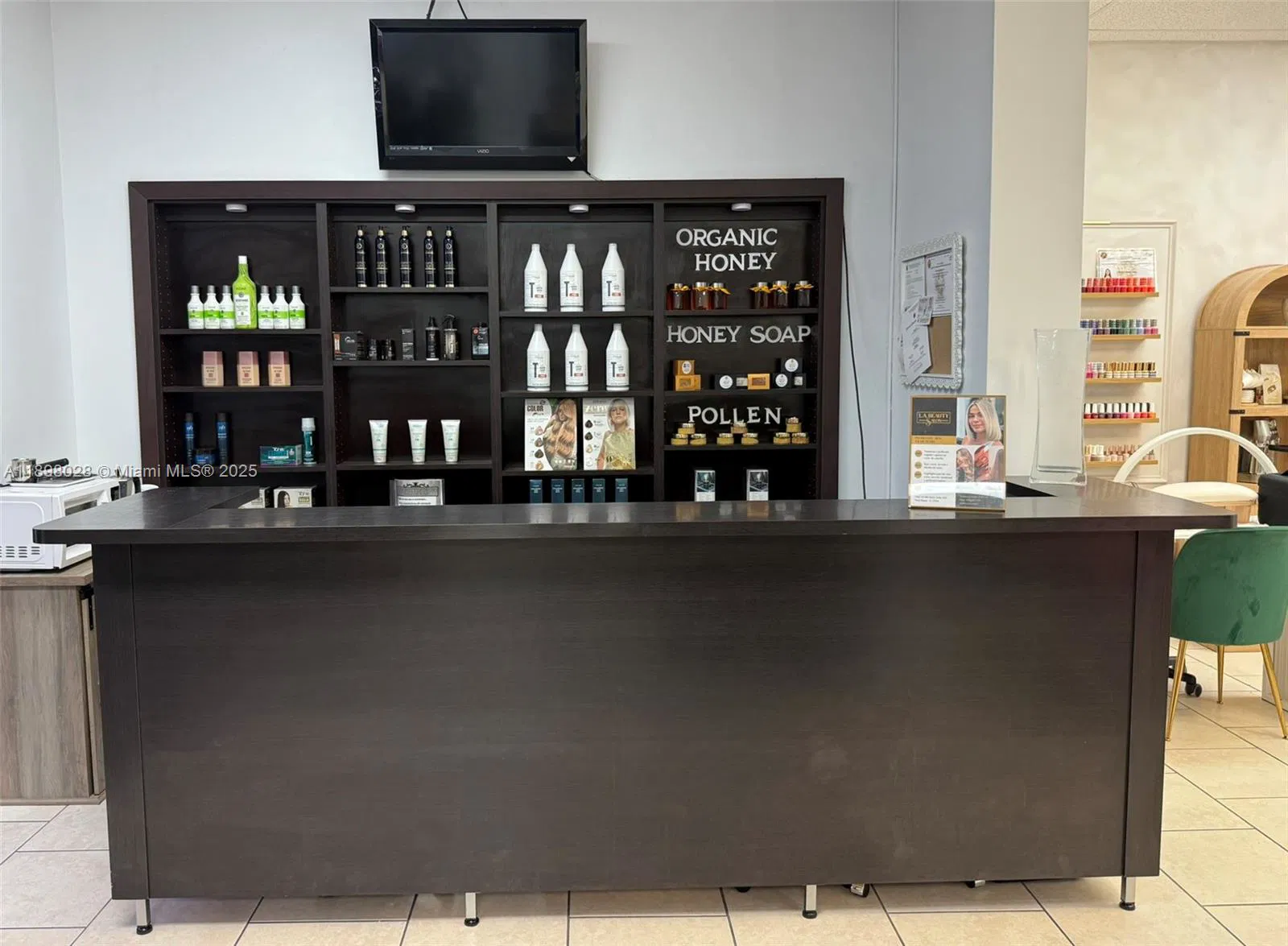 Established Hair Salon with Loyal Clientele