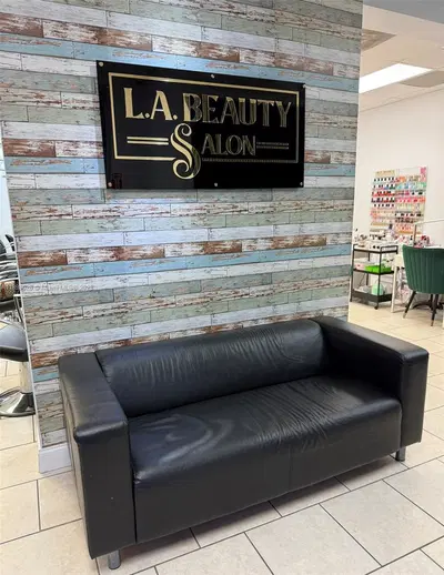 Established Hair Salon with Loyal Clientele