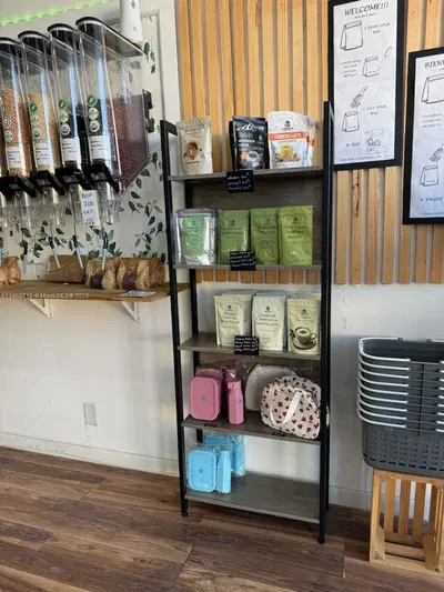 Thriving Organic Grocery Store with Loyal Clientele