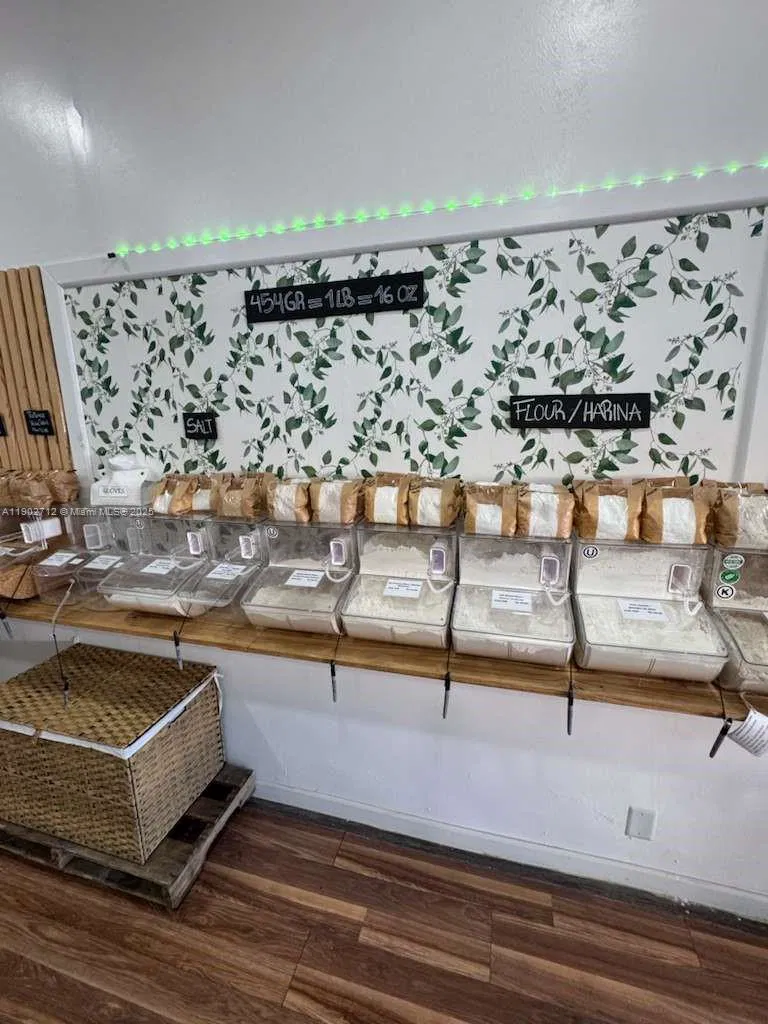 Thriving Organic Grocery Store with Loyal Clientele