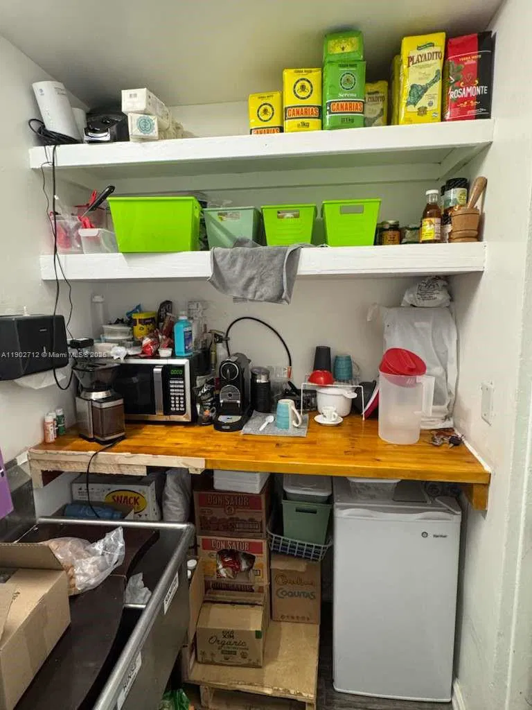 Thriving Organic Grocery Store with Loyal Clientele