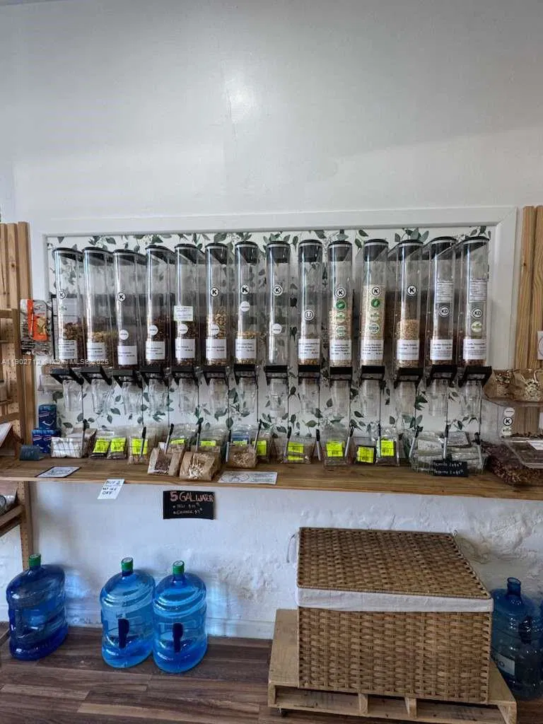 Thriving Organic Grocery Store with Loyal Clientele