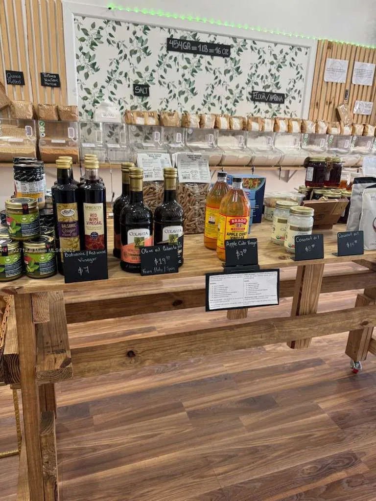 Thriving Organic Grocery Store with Loyal Clientele