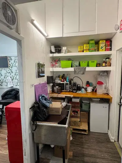 Thriving Organic Grocery Store with Loyal Clientele