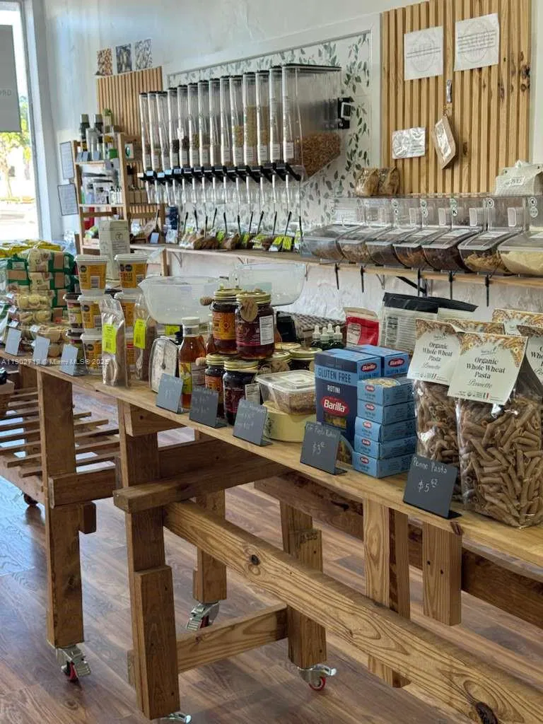 Thriving Organic Grocery Store with Loyal Clientele