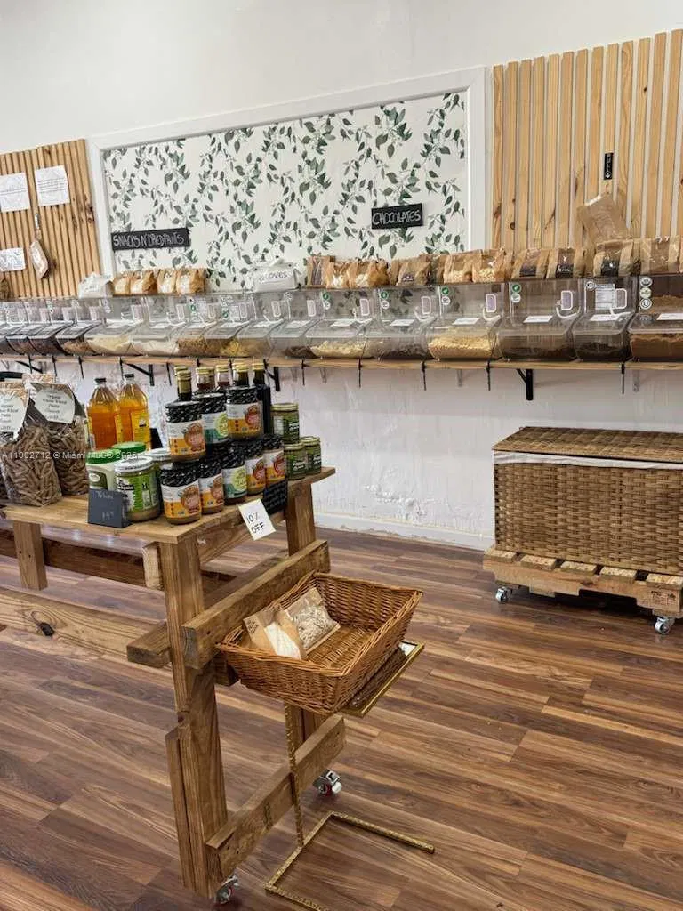 Thriving Organic Grocery Store with Loyal Clientele