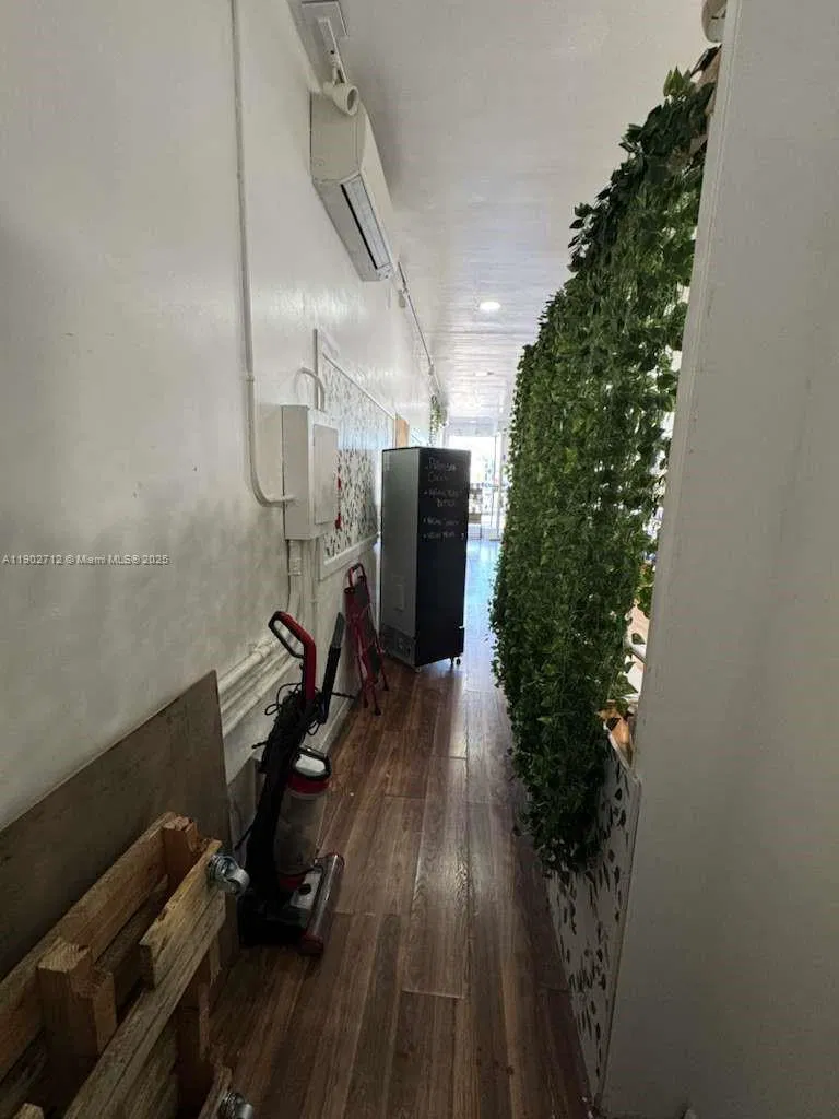 Thriving Organic Grocery Store with Loyal Clientele