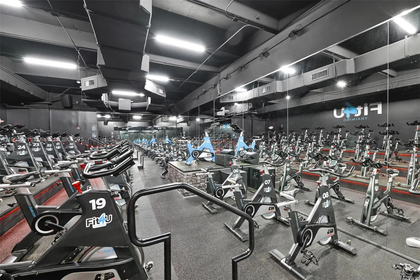 Thriving Fitness Center with Strong Recurring Memberships