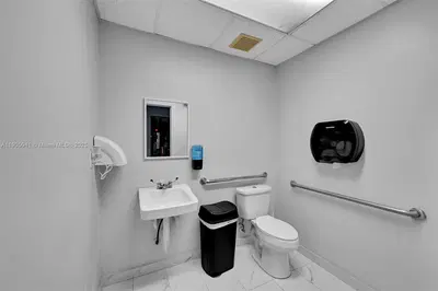 Thriving Fitness Center with Strong Recurring Memberships