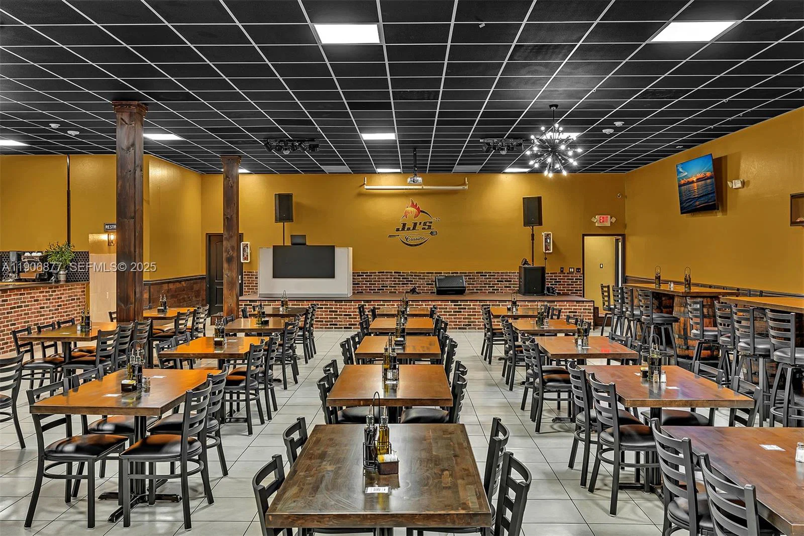 Brand New Restaurant with Event Venue and Liquor License