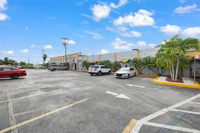 Brand New Restaurant with Event Venue and Liquor License