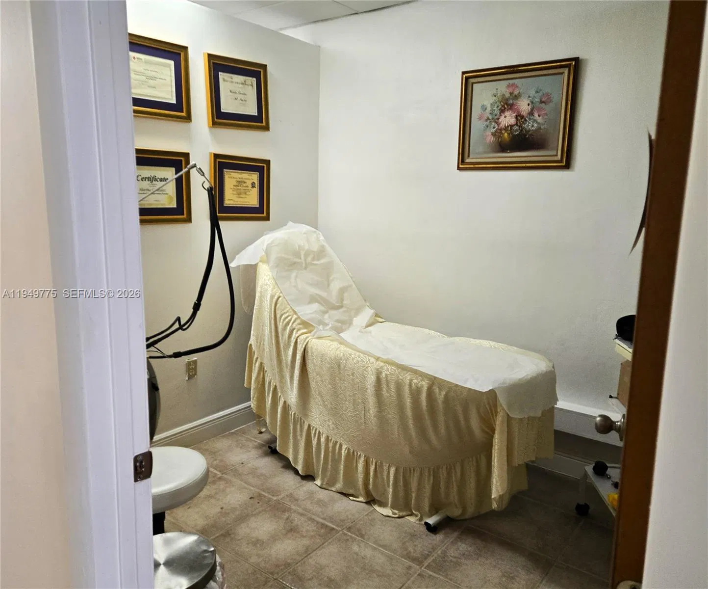 Complete Day Spa Assets with Five Private Rooms