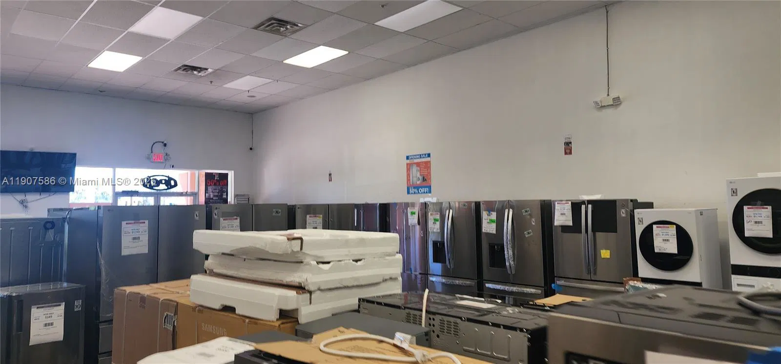 Thriving Appliance Retailer with Prime Location