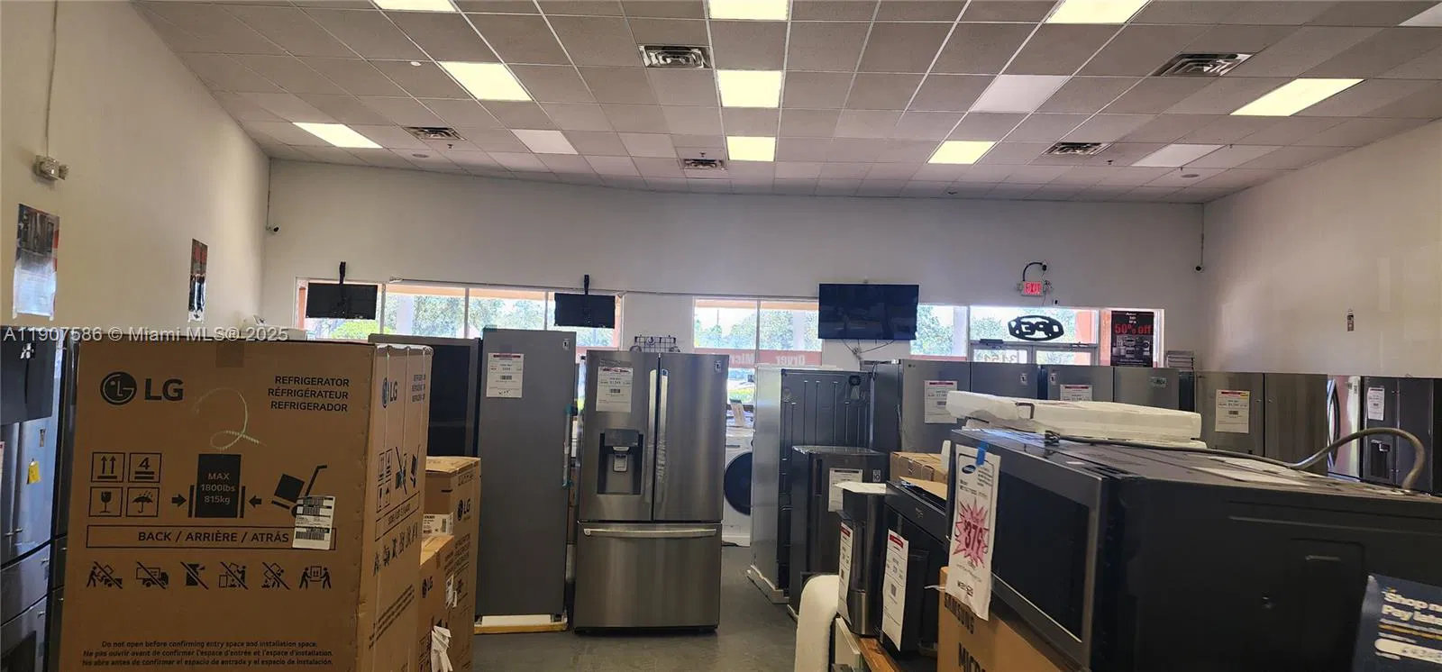 Thriving Appliance Retailer with Prime Location