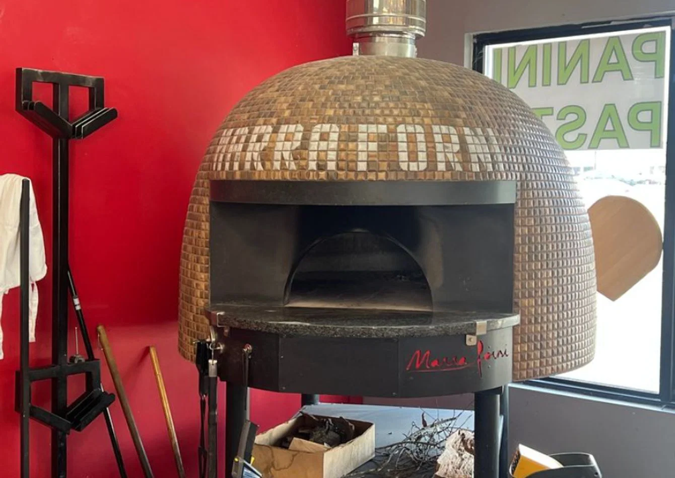 Turnkey Pizzeria with Authentic Wood Fired Oven
