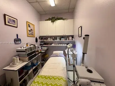 Established Day Spa with Turnkey Operations