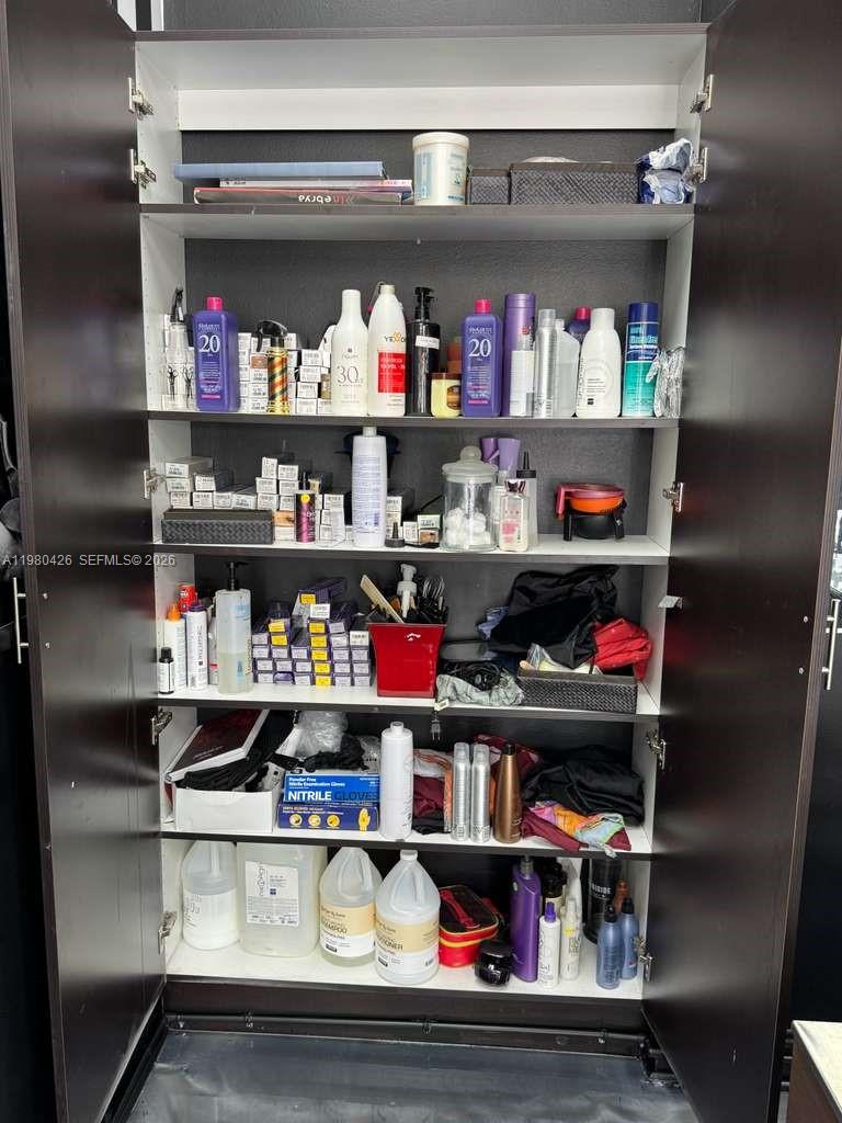 Complete Barber Shop Equipment Package with 10 Stations