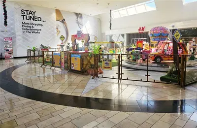 Profitable Nail Salon with Prime Mall Location