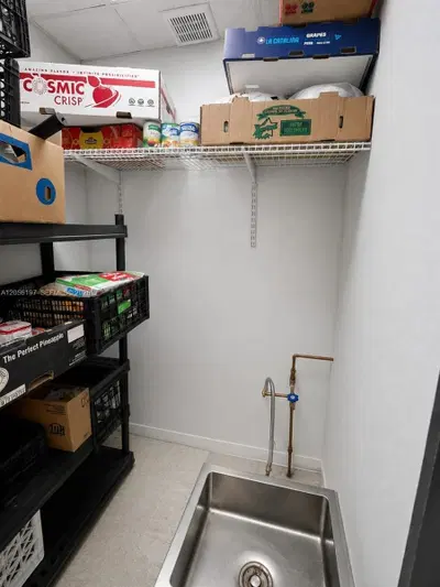 Complete Restaurant Equipment Package with Dining Area Fixtures