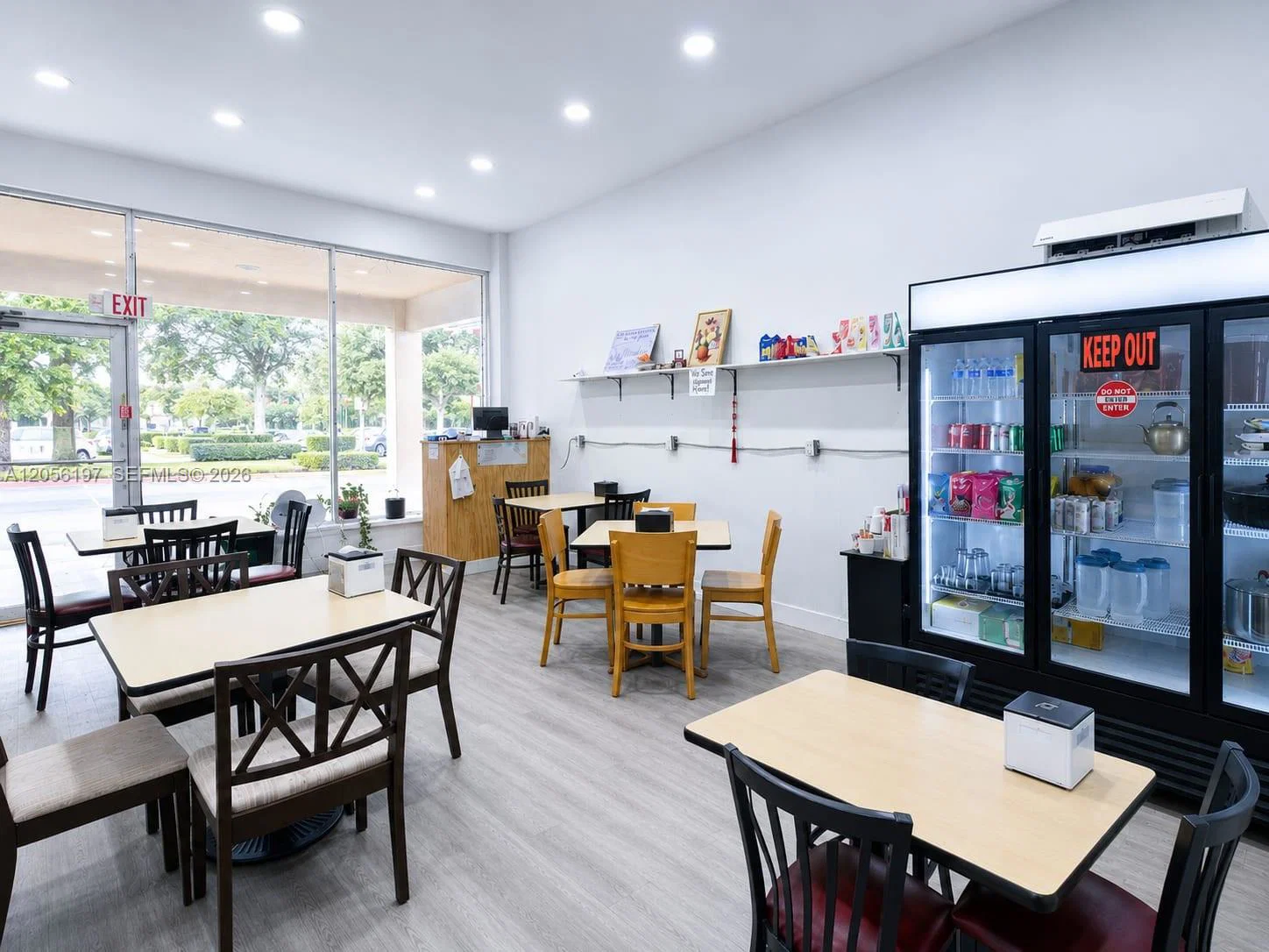 Complete Restaurant Equipment Package with Dining Area Fixtures
