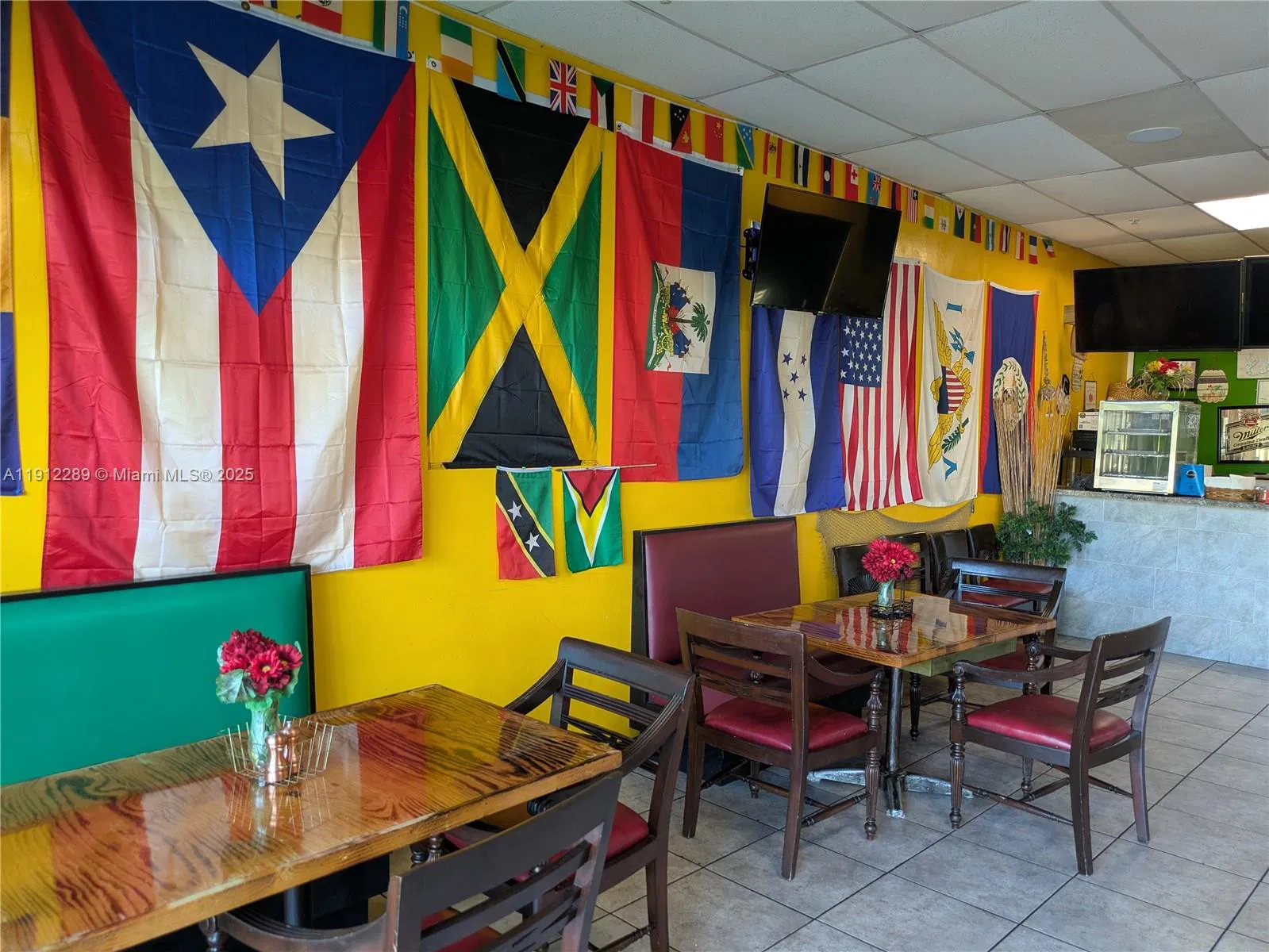 Profitable Jamaican Restaurant with Turnkey Operations