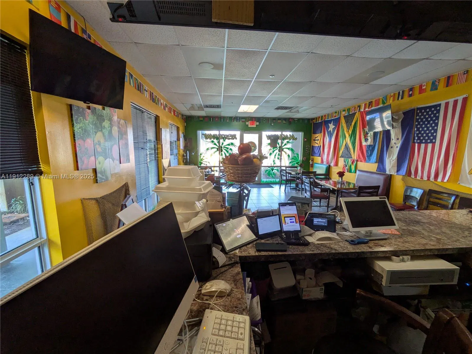 Profitable Jamaican Restaurant with Turnkey Operations