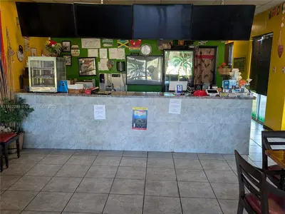 Profitable Jamaican Restaurant with Turnkey Operations