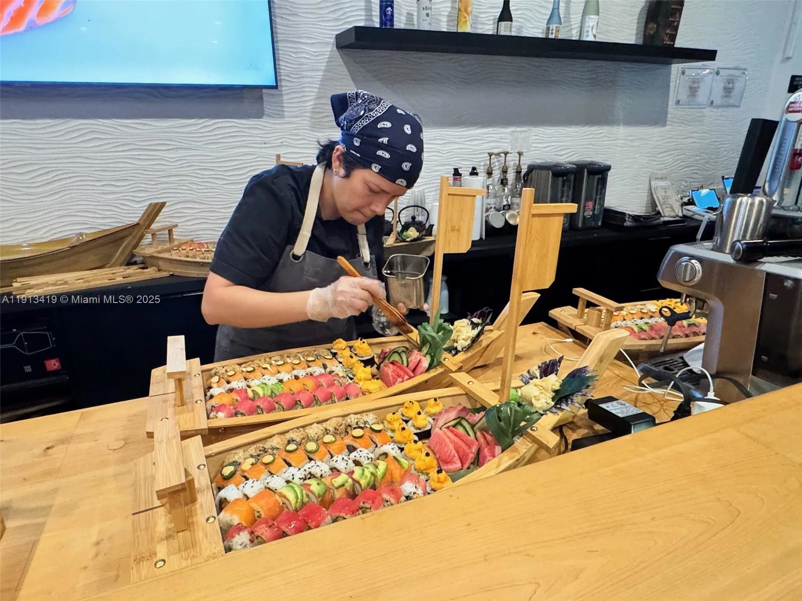 Established Sushi Restaurant with Turnkey Operations