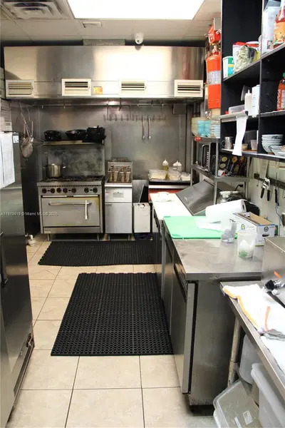 Established Sushi Restaurant with Turnkey Operations