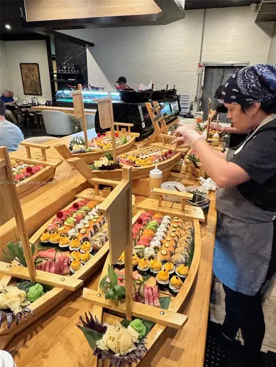 Established Sushi Restaurant with Turnkey Operations