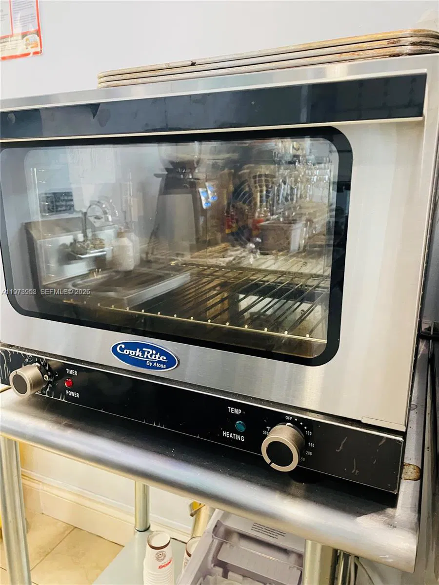 Growing Ice Cream Shop with Diversified Menu and Prime Location