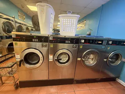 Profitable Coin Laundry Business with High Foot Traffic