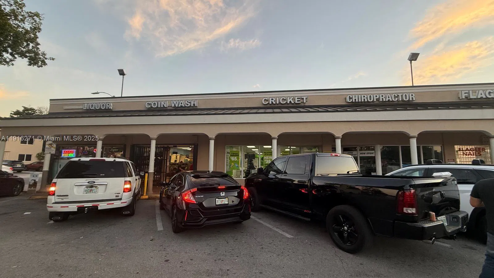 Profitable Coin Laundry Business with High Foot Traffic