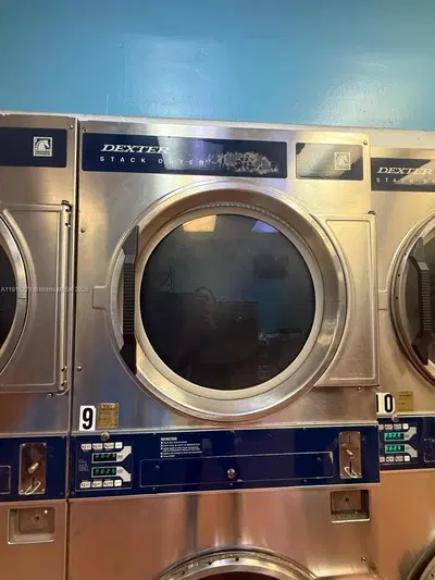 Profitable Coin Laundry Business with High Foot Traffic