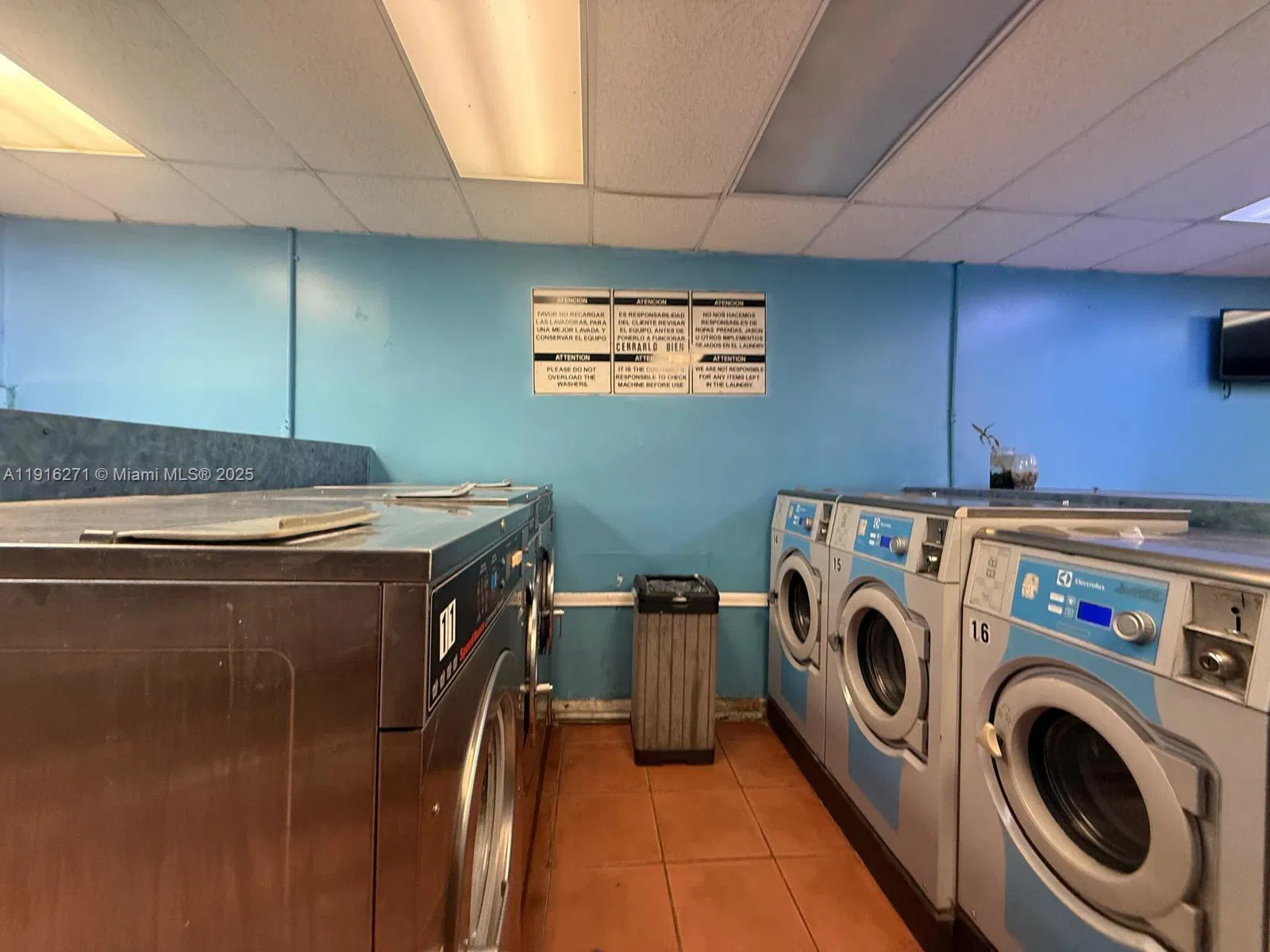 Profitable Coin Laundry Business with High Foot Traffic