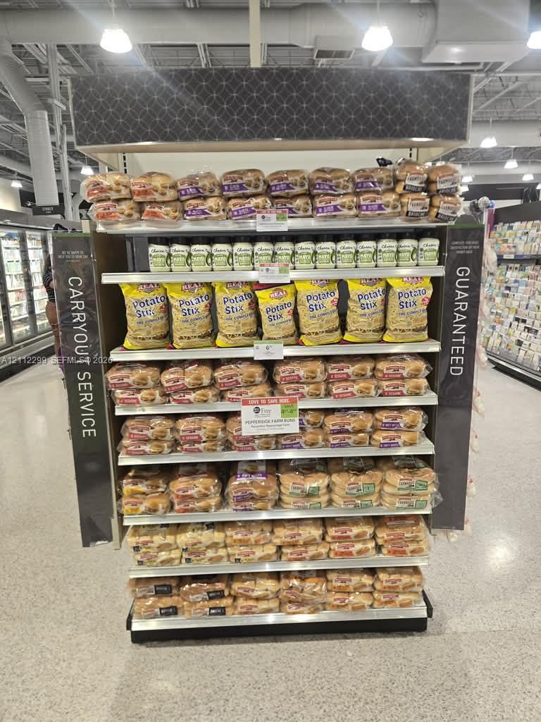 Established Distribution Route with Key Grocery Accounts