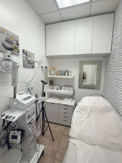 Complete Beauty Salon Equipment and Inventory Package