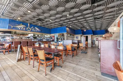 Established Japanese Restaurant with High Traffic Location