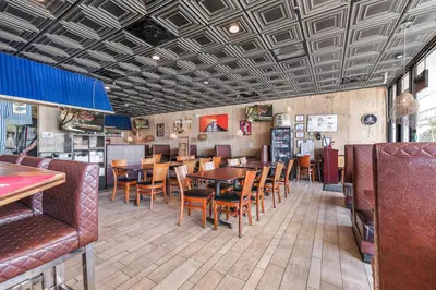 Established Japanese Restaurant with High Traffic Location