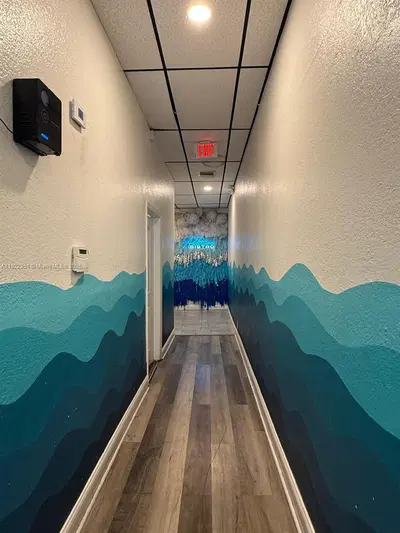 Profitable American Restaurant with Turnkey Operations