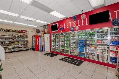 Turnkey Liquor Store Assets in Prime Corner Location