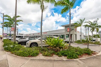 Turnkey Liquor Store Assets in Prime Corner Location