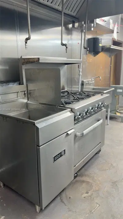 Complete Restaurant Equipment Package with Pasta Production Machinery