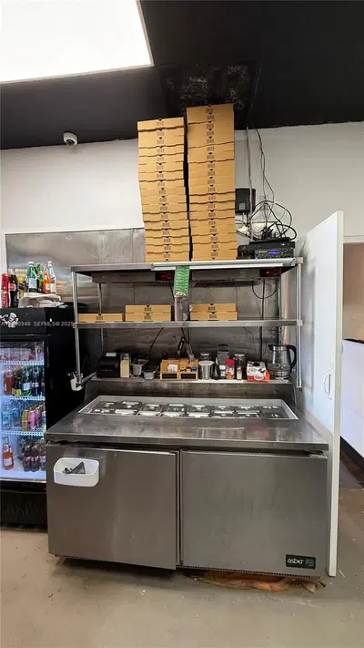 Turnkey Italian Pizzeria with High End Equipment