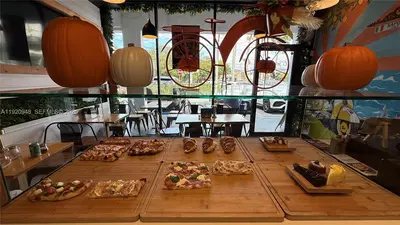 Turnkey Italian Pizzeria with High End Equipment