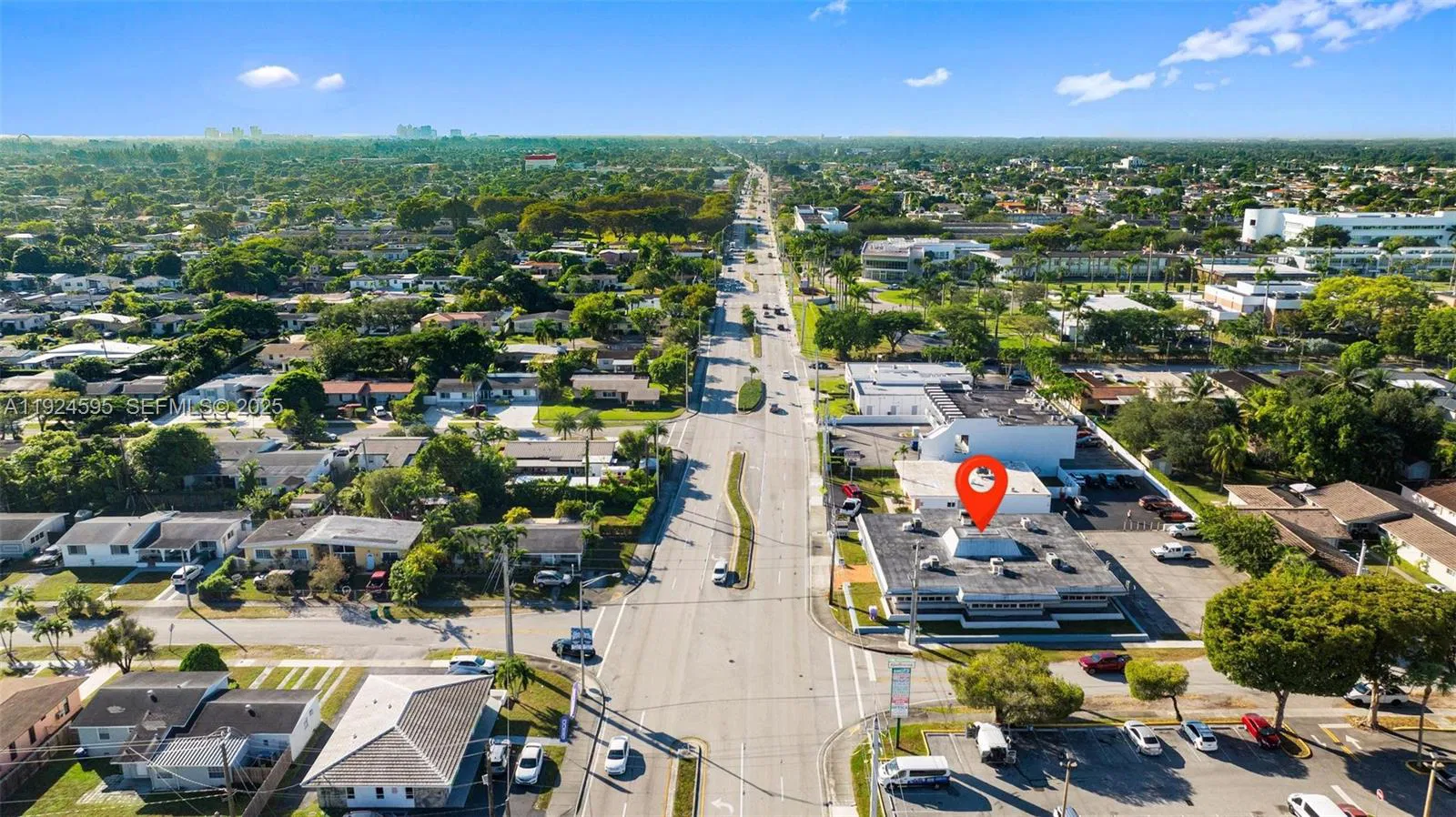 Turnkey Beauty Salon and Barbershop with Versatile Layout