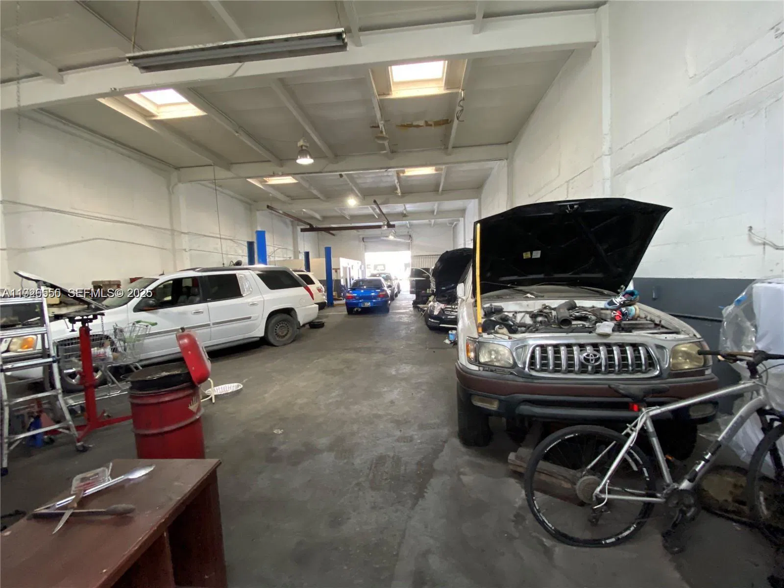 Established Auto Repair and Electric Shop with Loyal Customer Base